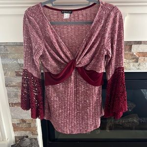 Venus burgundy top size medium